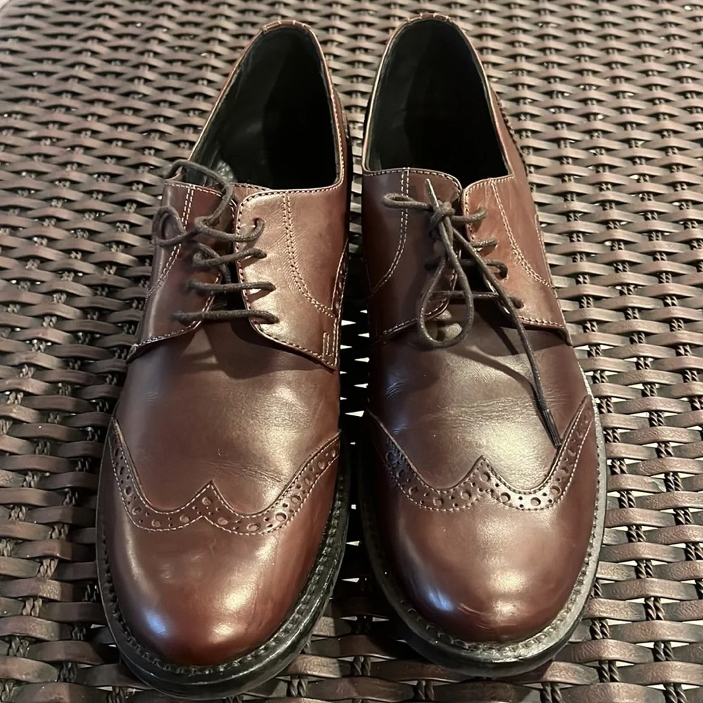 Sundance Brown Leather Women's Shoes - Picture 1 of 9